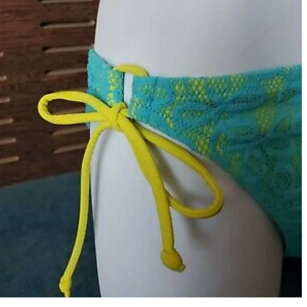 ✨ HP✨VICTORIA'S SECRET NEON BIKINI✨
